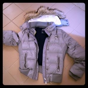 Grey puffer coat